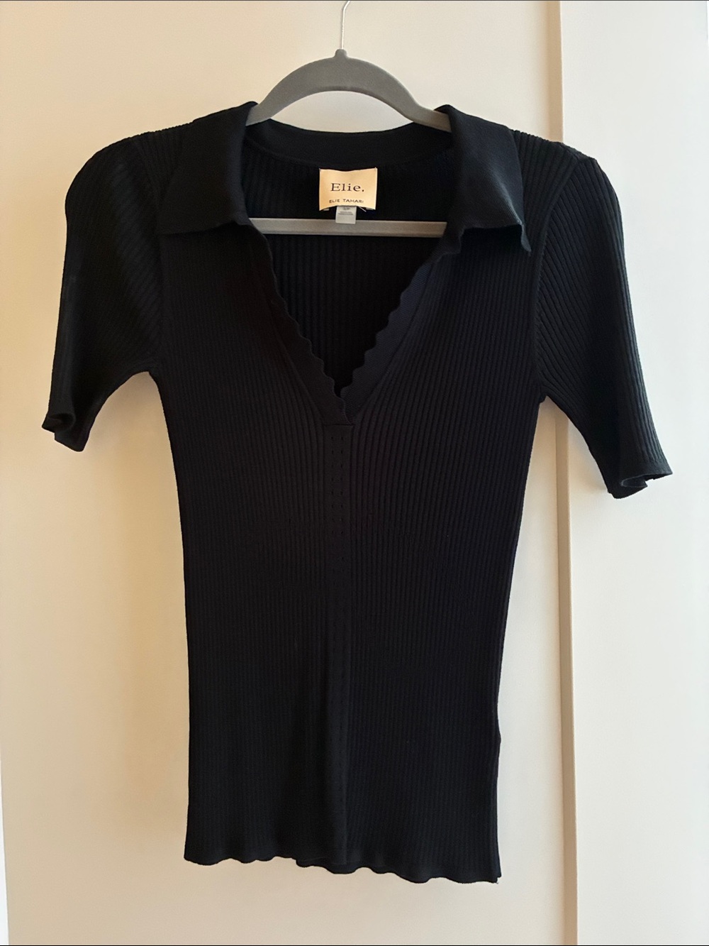 Elie Tahari Black Ribbed Short Sleeve Polo Top